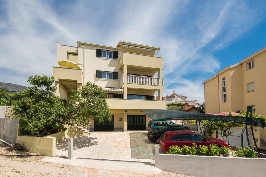 Apartments Leon 珀德垂那 外观 照片
