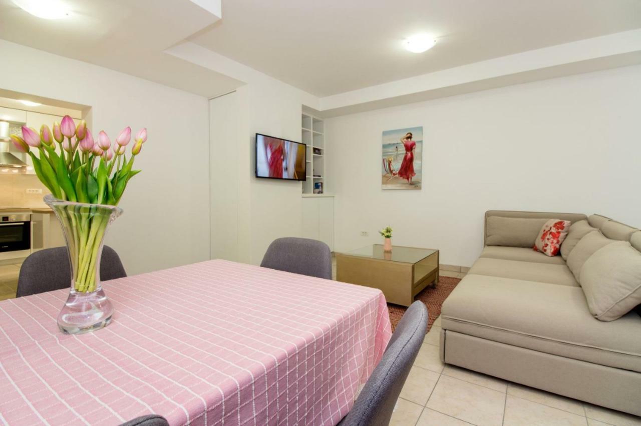 Apartments Leon 珀德垂那 外观 照片
