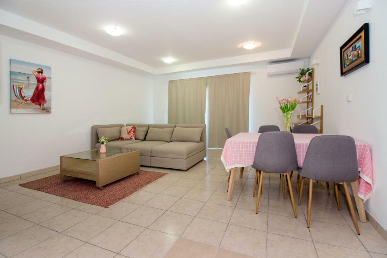 Apartments Leon 珀德垂那 外观 照片