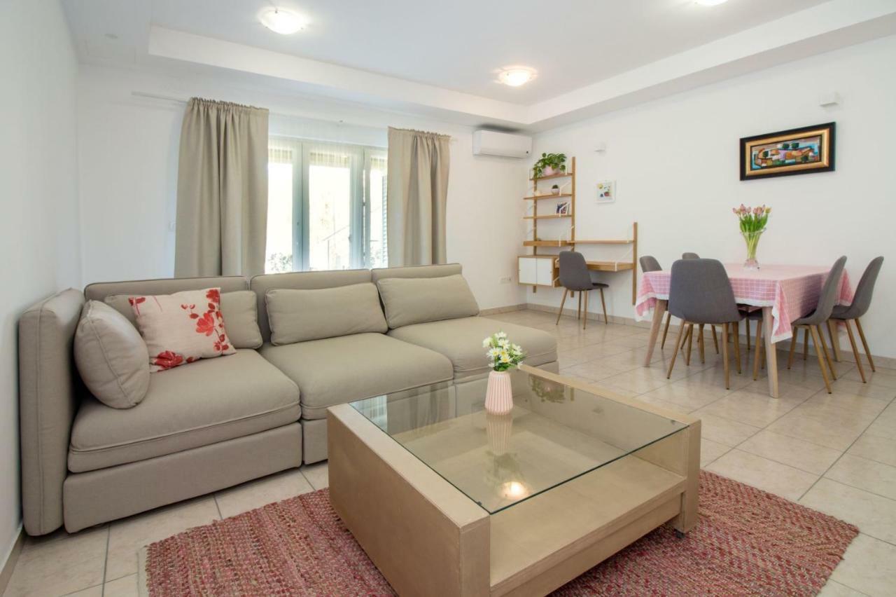 Apartments Leon 珀德垂那 外观 照片